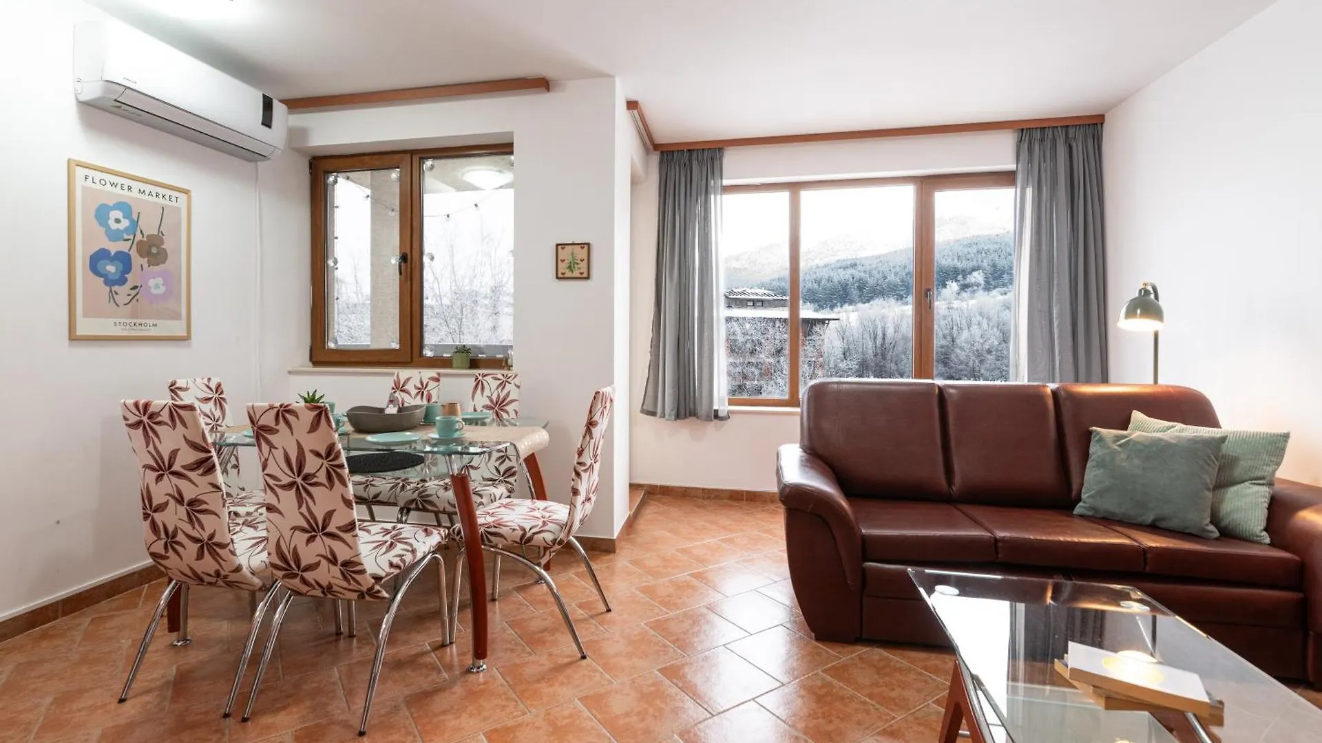 Cozy Mountain View Apartment With Balcony & Ski Access Nearby - Serendipity Bansko