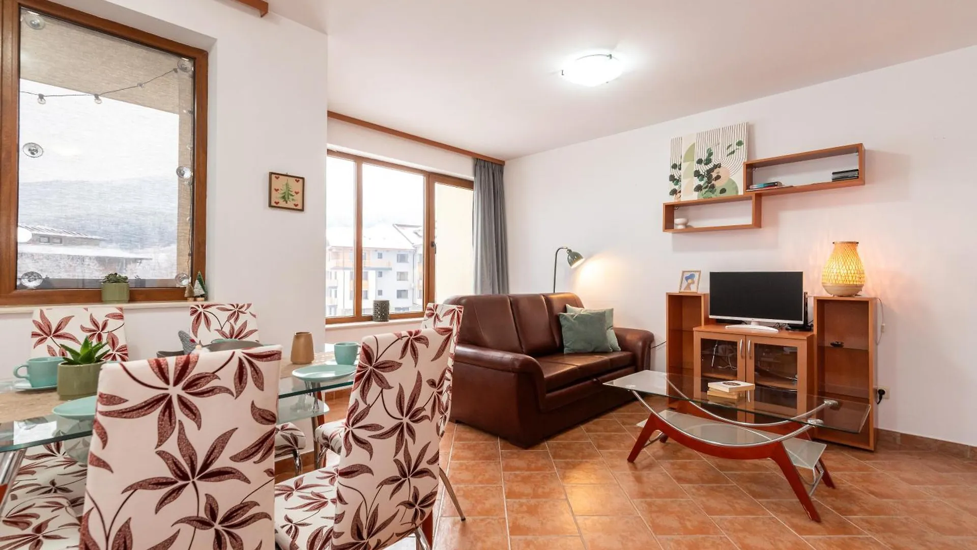 Cozy Mountain View Apartment With Balcony & Ski Access Nearby - Serendipity Bansko 0*,  Bulgarien